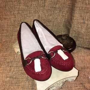 Red and dark brown suede like loafers with tassels